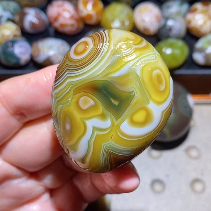 未镶嵌玛瑙/玉髓珠宝半成品55