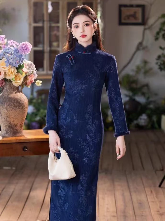 气质显瘦旗袍2025冬季新款新中式日常修身连衣裙