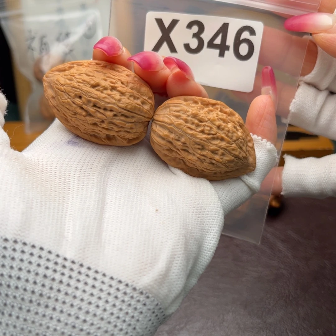 文玩核桃把件30柳叶鸡心x 346