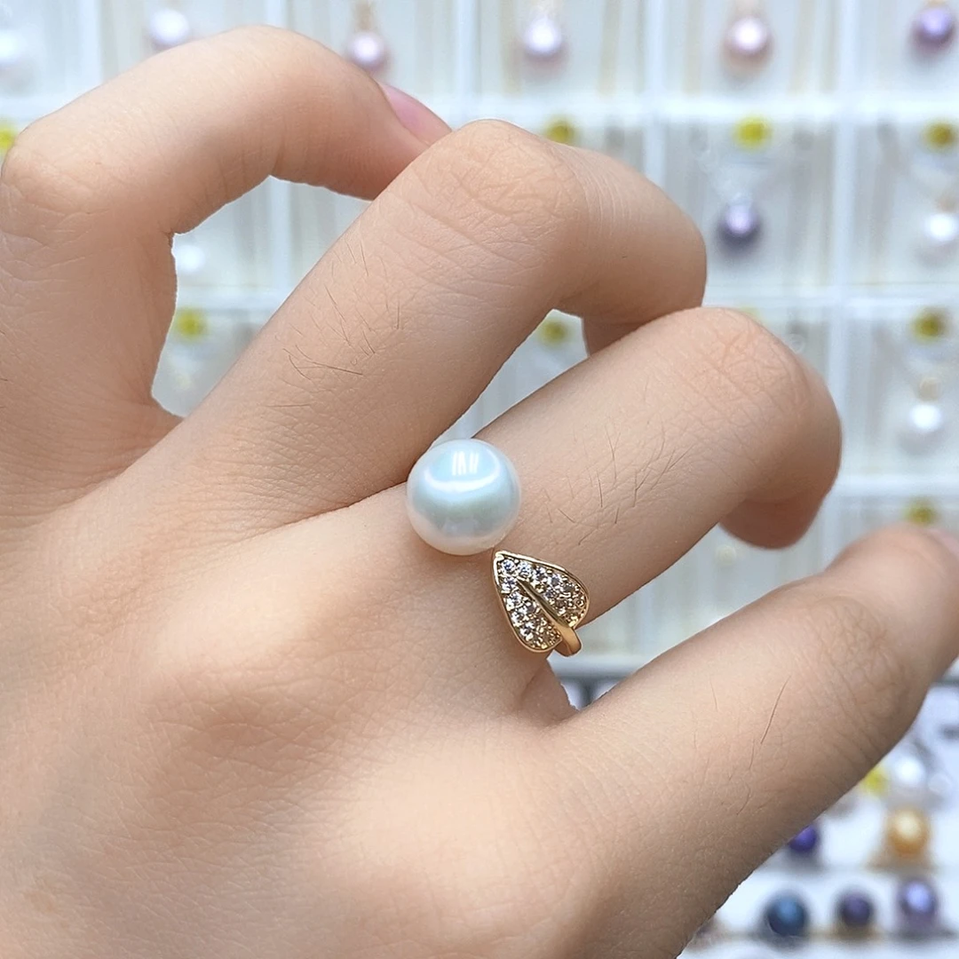 淡水珍珠合金颈饰