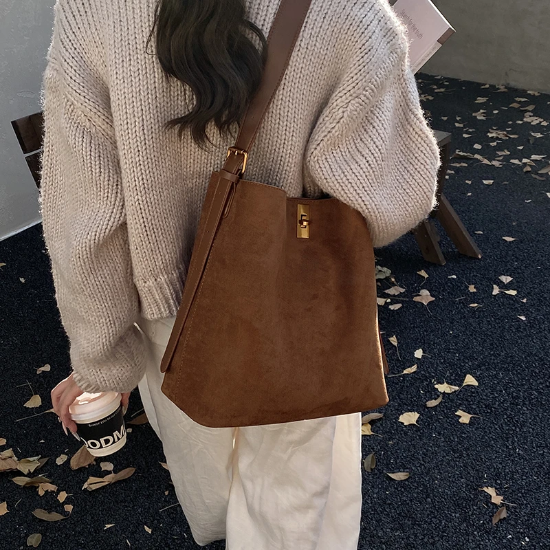 复古豹纹包包新款秋冬大容量通勤包托特包时尚百搭腋下水桶包