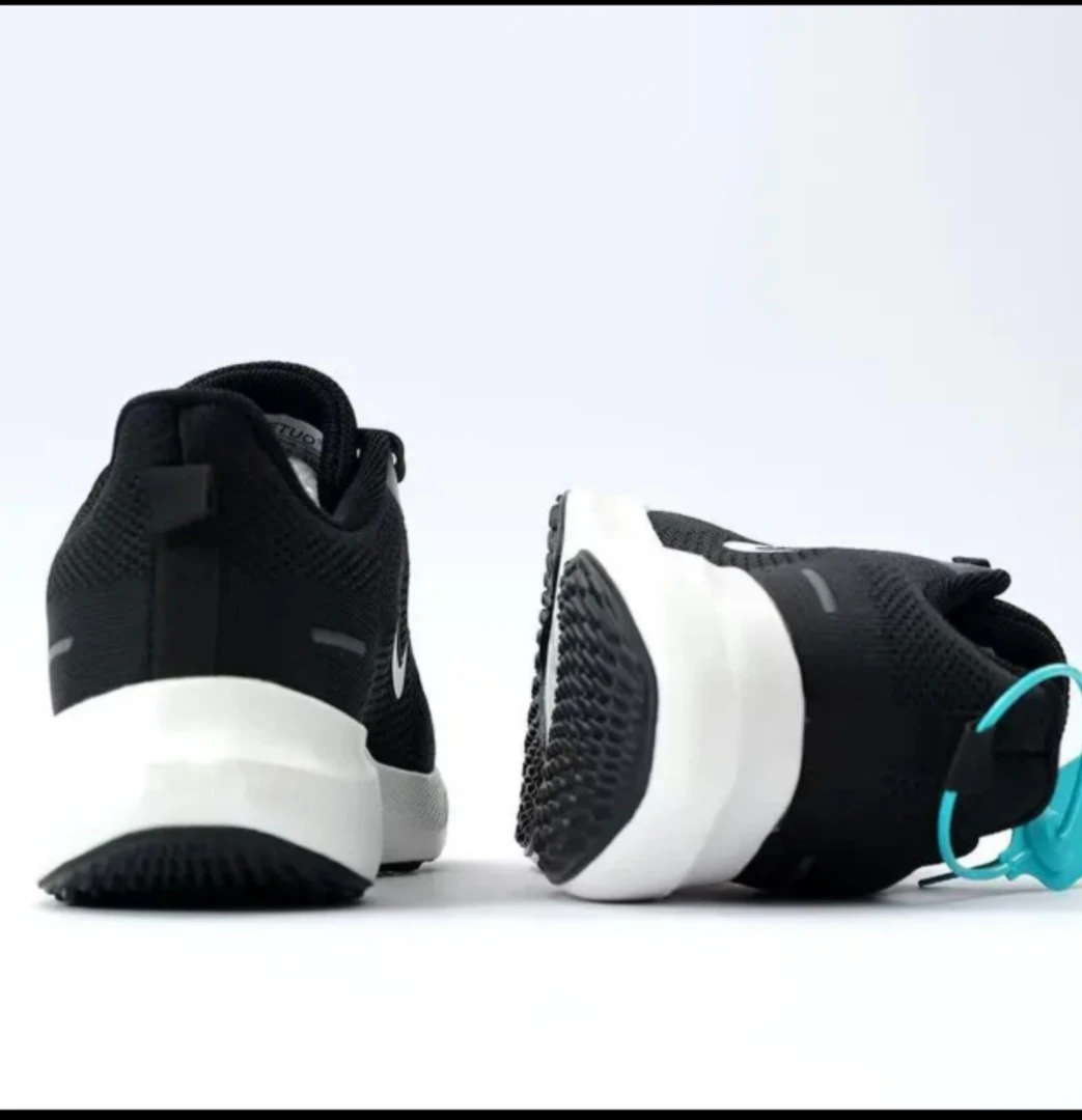 男子公路透气跑步鞋系带网面轻便鞋子情侣透气技术