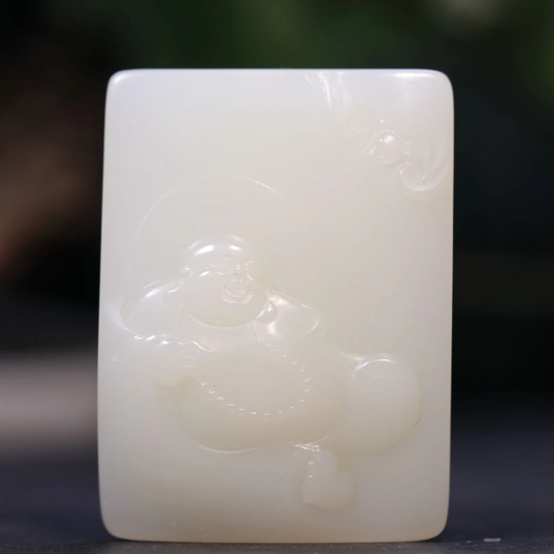 和田玉佛引福来吊坠