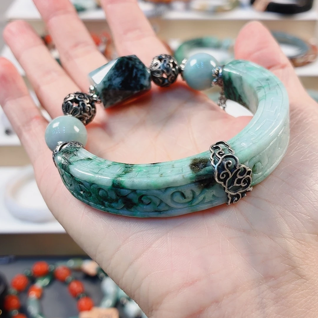 山***茶翡翠未镶嵌手链手串