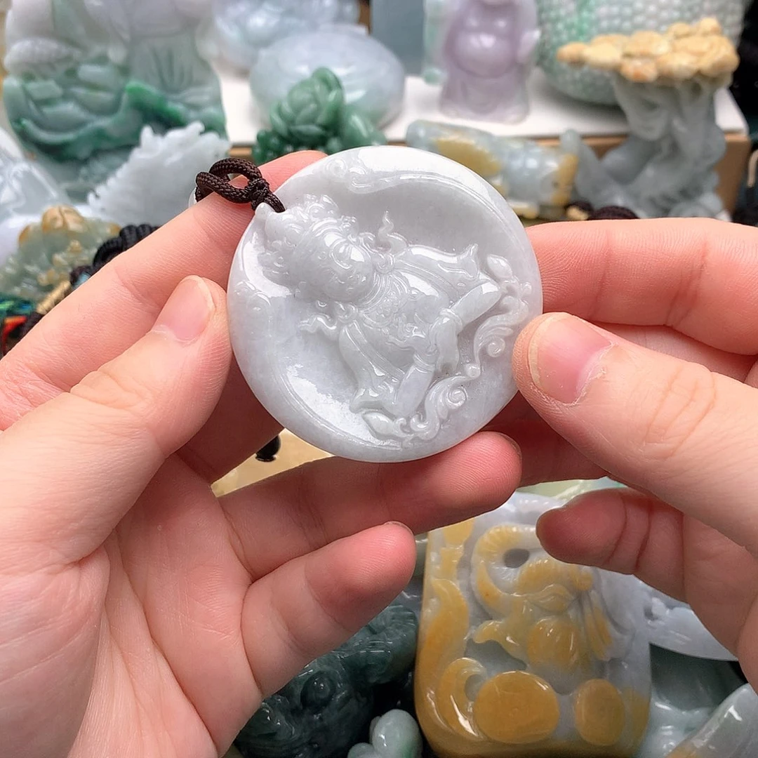 吊坠(不含链)未镶嵌翡翠