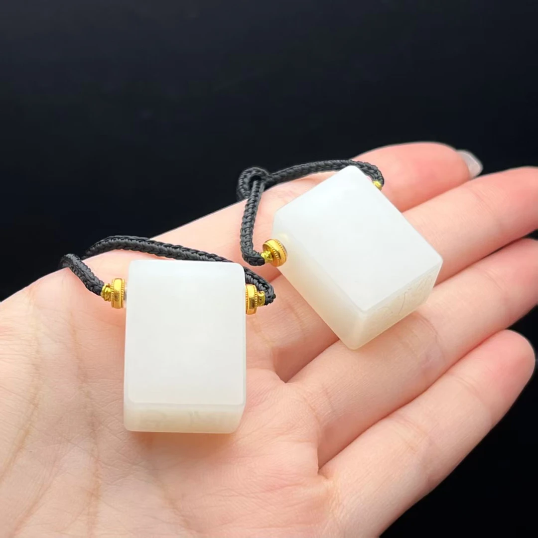 【北野珠宝】天然和田玉白玉俄料吊坠B28H-126多样性发一23x17x12mm