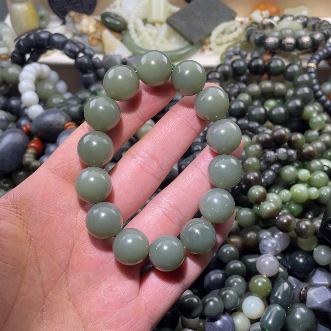 手串未镶嵌和田玉