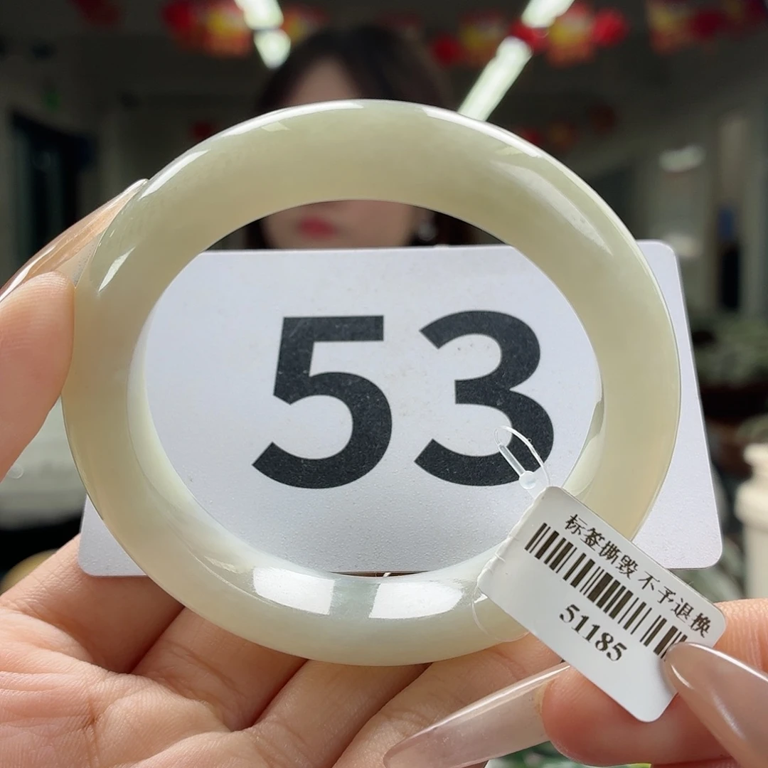 和田玉未镶嵌手镯结构