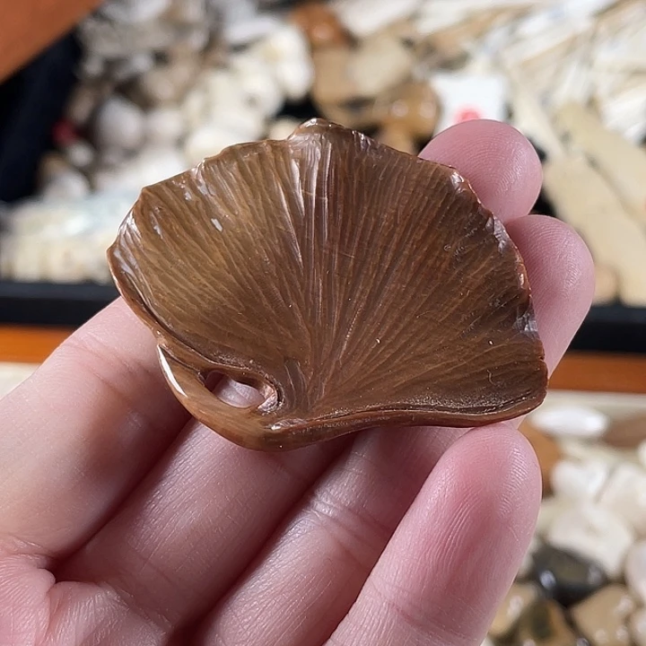 泥塑不打孔联系客服