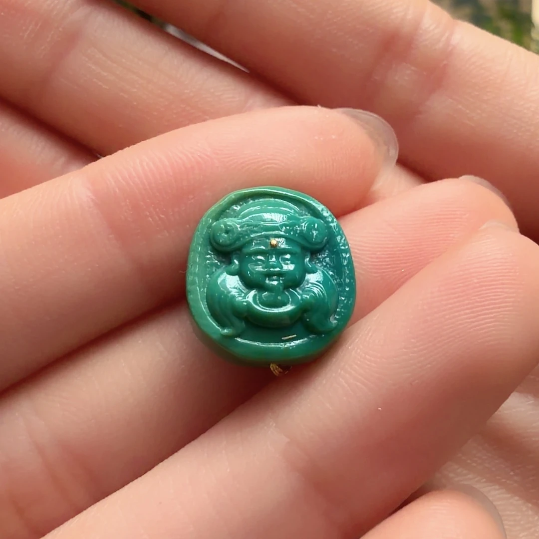 绿松石未镶嵌颈饰