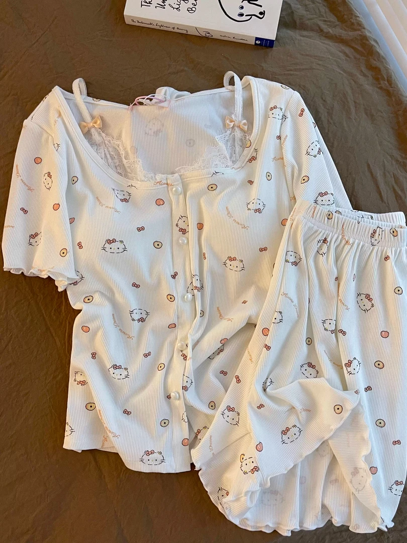 带胸垫HelloKitty假两件睡衣女夏季短袖短裤莫代尔家居服套装ins