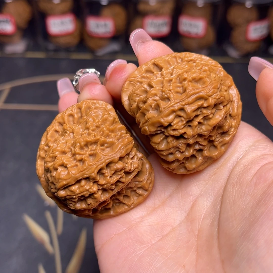 文玩核桃吊坠南疆石46