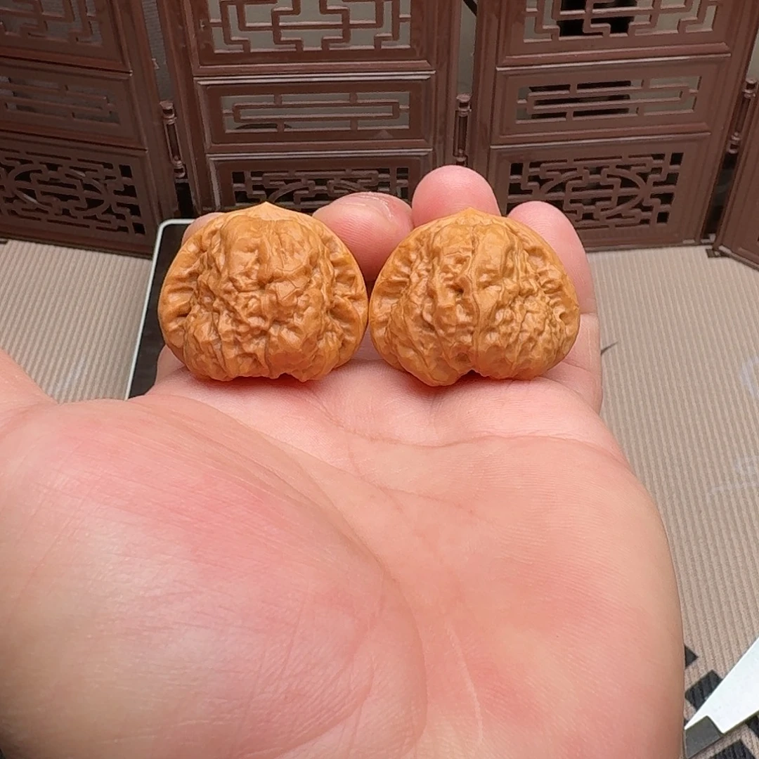 文玩核桃把件38尺蛤蟆头