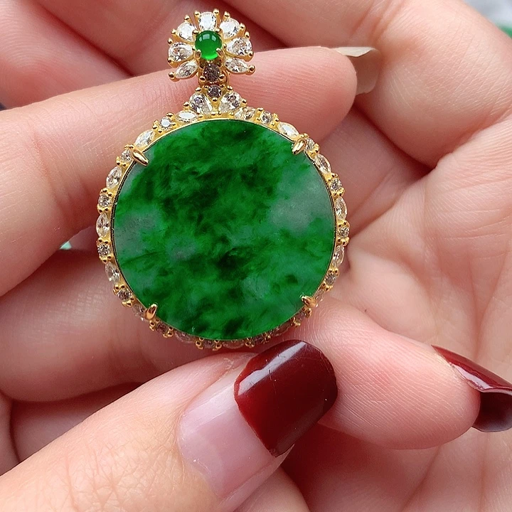 翡翠颈饰银S925镶嵌翡翠