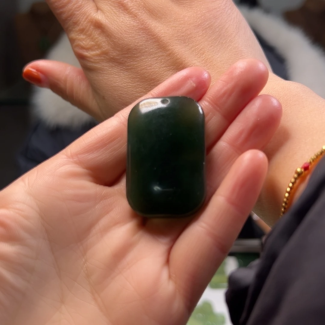 蛇纹石玉合金颈饰