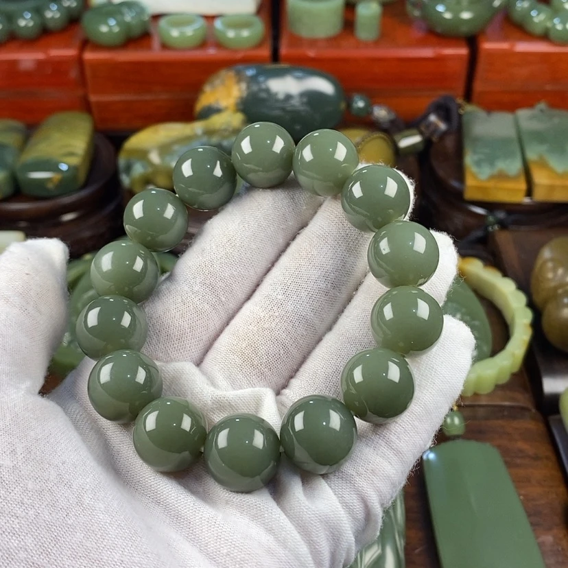 【闪购商品】岫岩老玉（透闪石质玉）手链未镶嵌雨****萧
