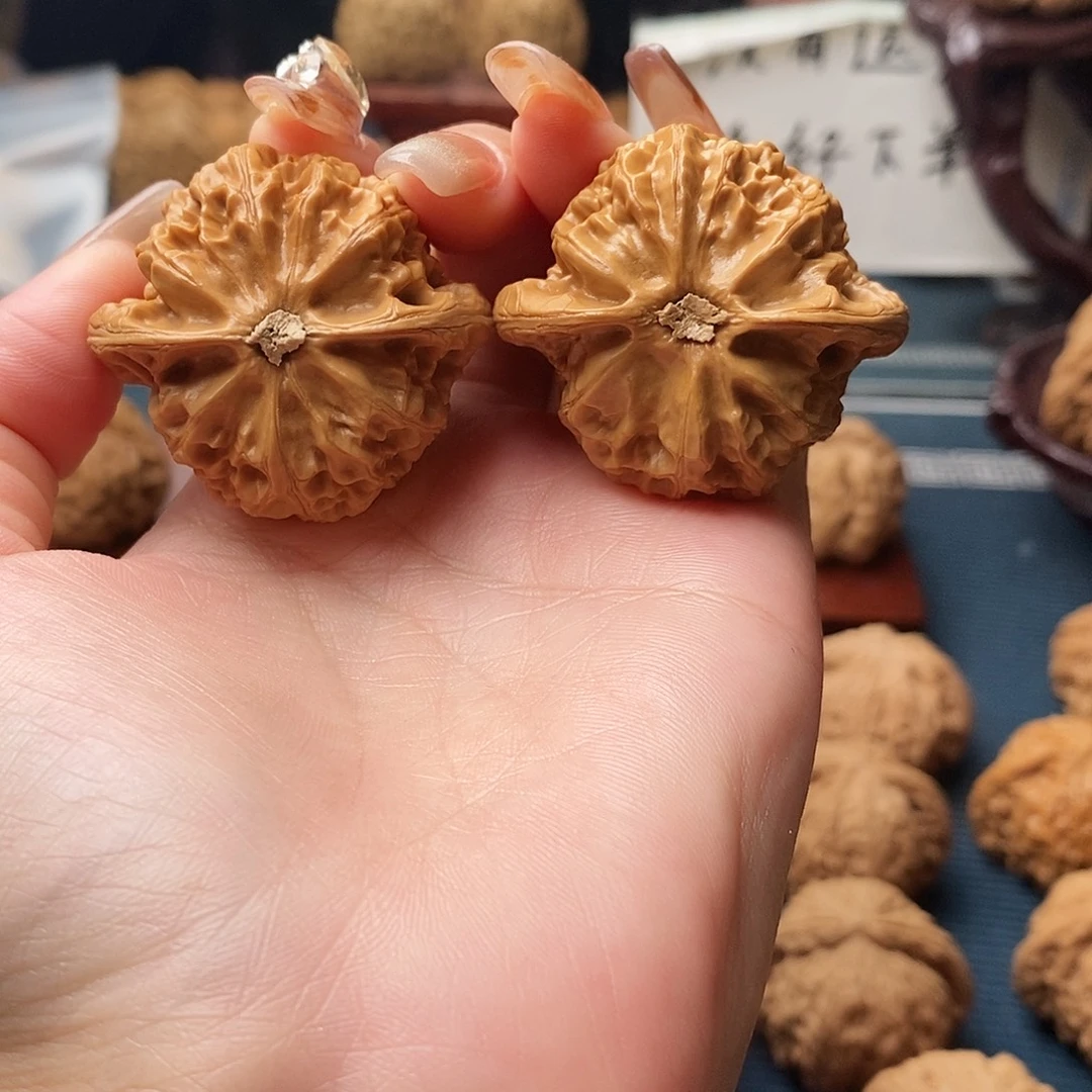 文玩核桃吊坠宫灯42