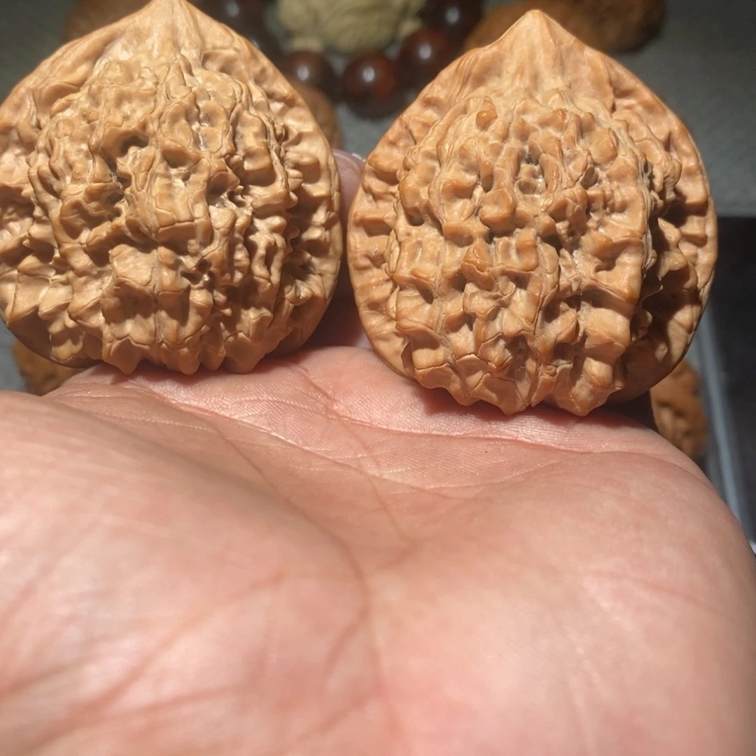 吊坠文玩核桃49官帽。