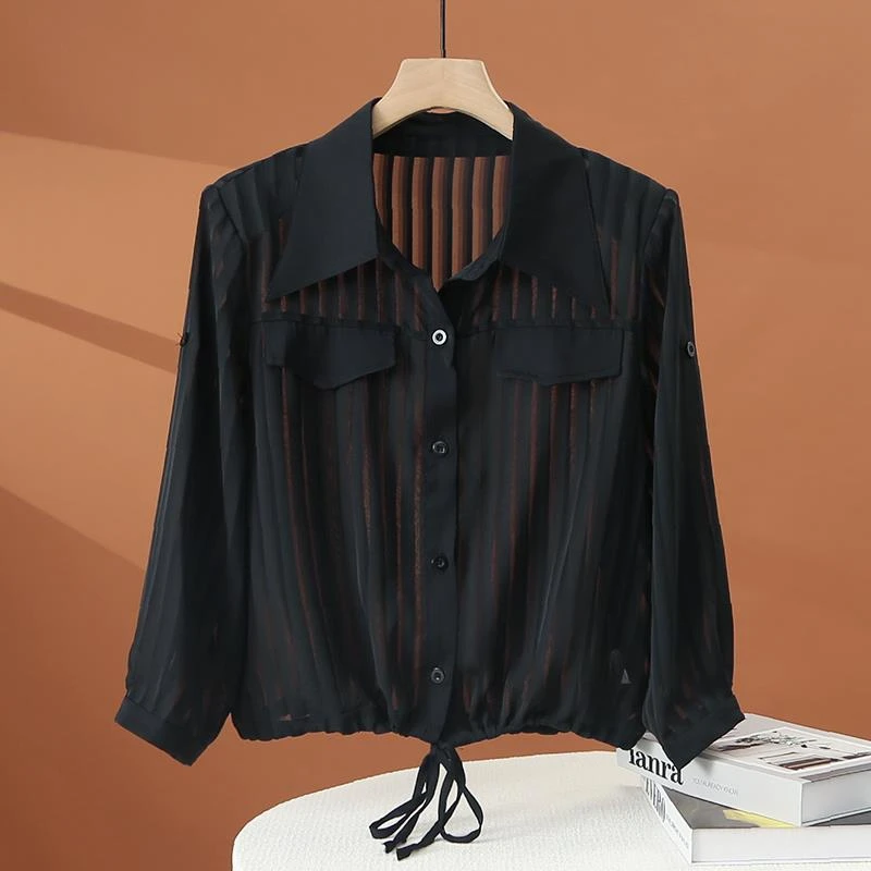 2025夏季新款女士黑色洋气显瘦薄款防晒衬衫宽松短款冰丝开衫外套