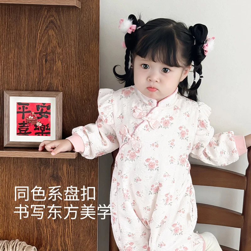 婴儿连体衣双层哈衣女宝宝秋装公主风甜美哈衣新生儿中国风爬爬服