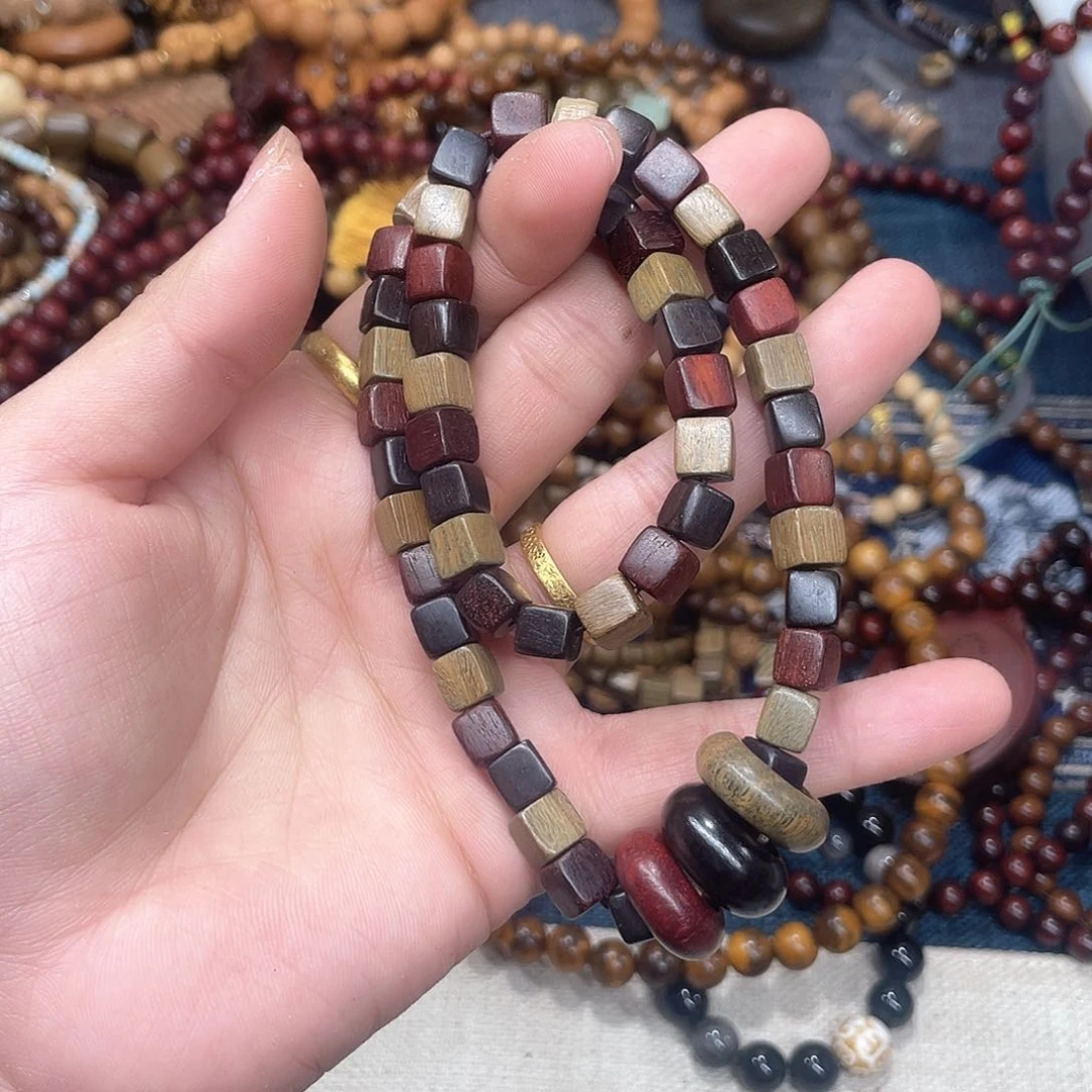 维腊木（绿檀）无事牌