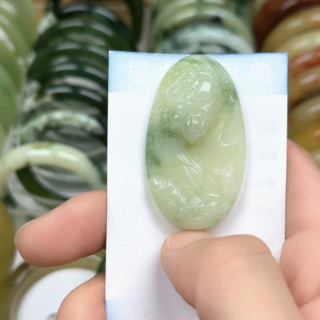 未镶嵌透闪石-蛇纹石玉手镯