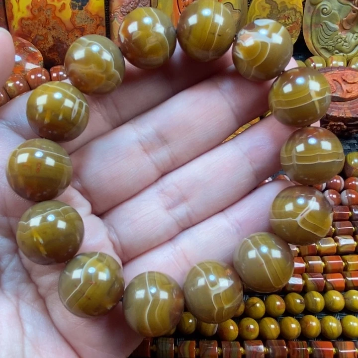 春***明玛瑙/玉髓未镶嵌手链