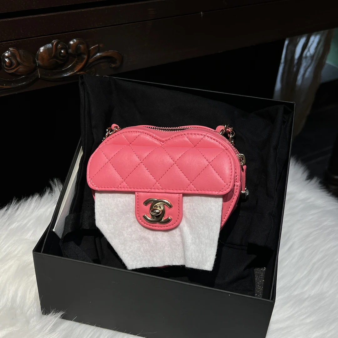 全新未使用 Chanel/香奈儿 粉色爱心盒子 斜挎包