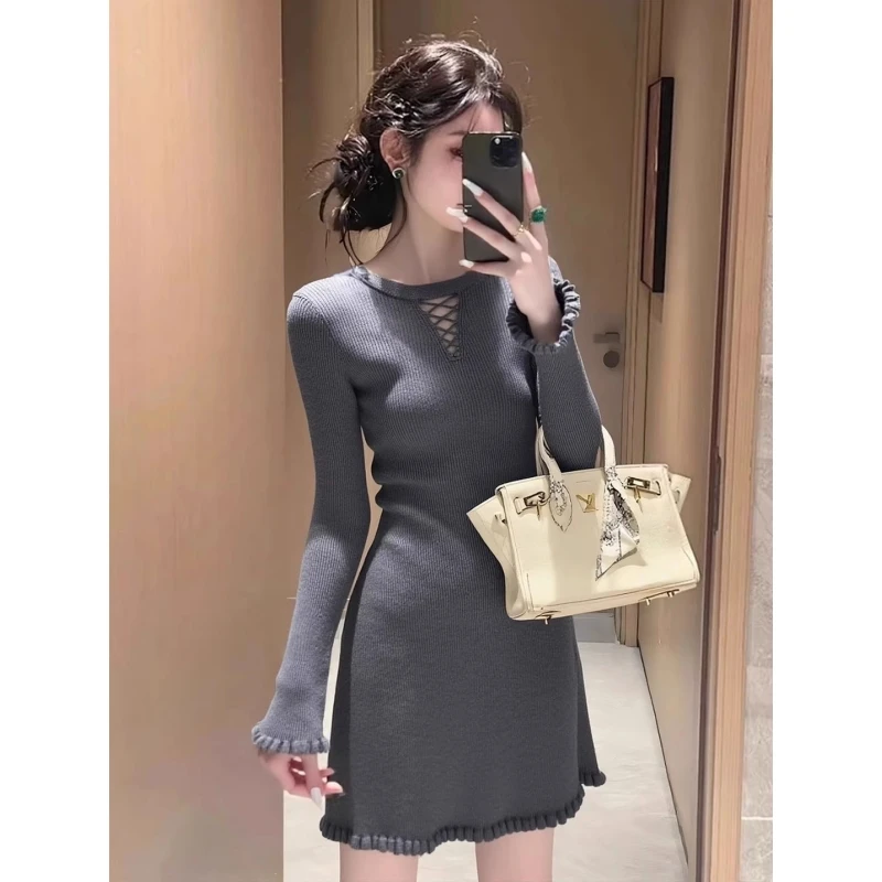 秋冬季时尚内搭针织连衣裙女款洋气百搭小个子长袖包臀裙打底裙子