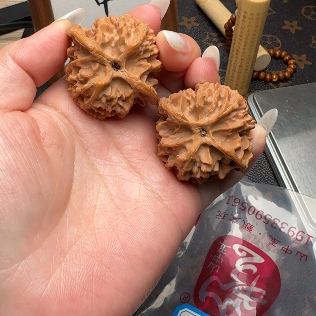 文玩核桃把件42苹果园G003