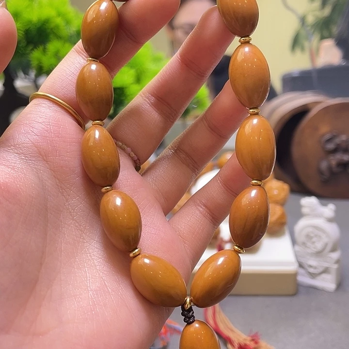 橄榄核吊坠橄榄核雕