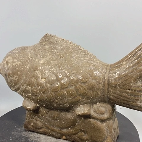 摆件越窑鱼造型独特美观