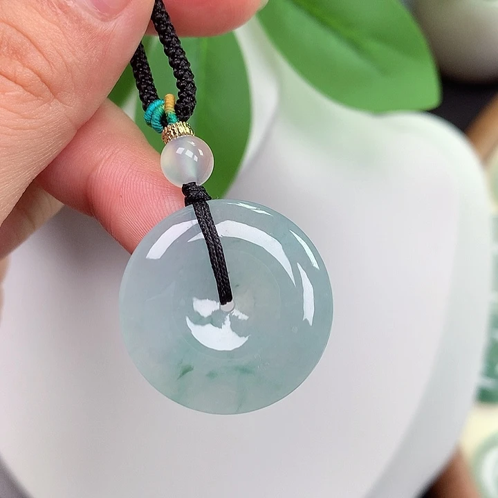 颈饰未镶嵌翡翠平安扣 25.7x4.7mm