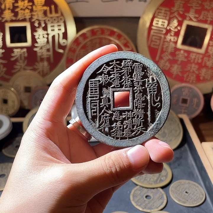 铜现代仿制工艺品