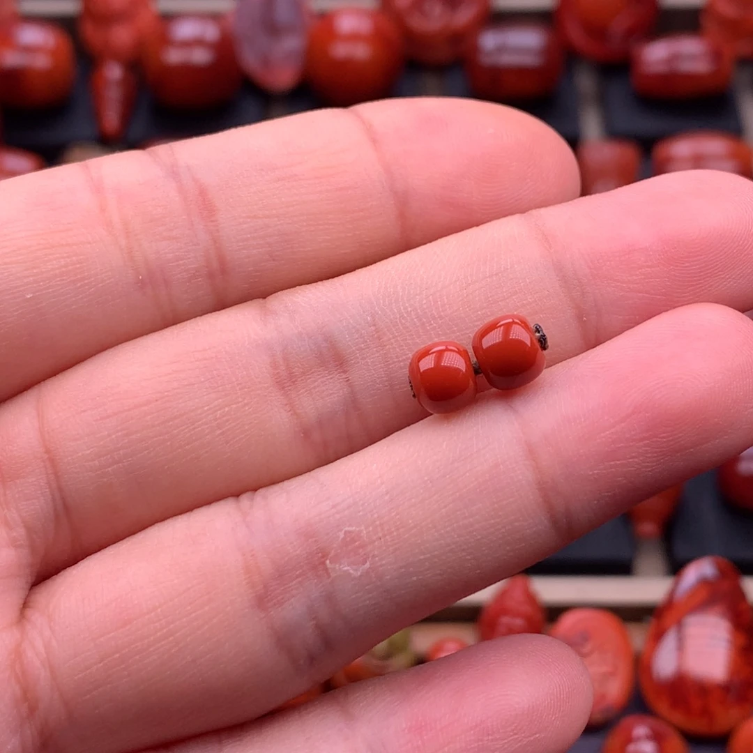 南红玛瑙未镶嵌川料原矿老型对珠6.2mm