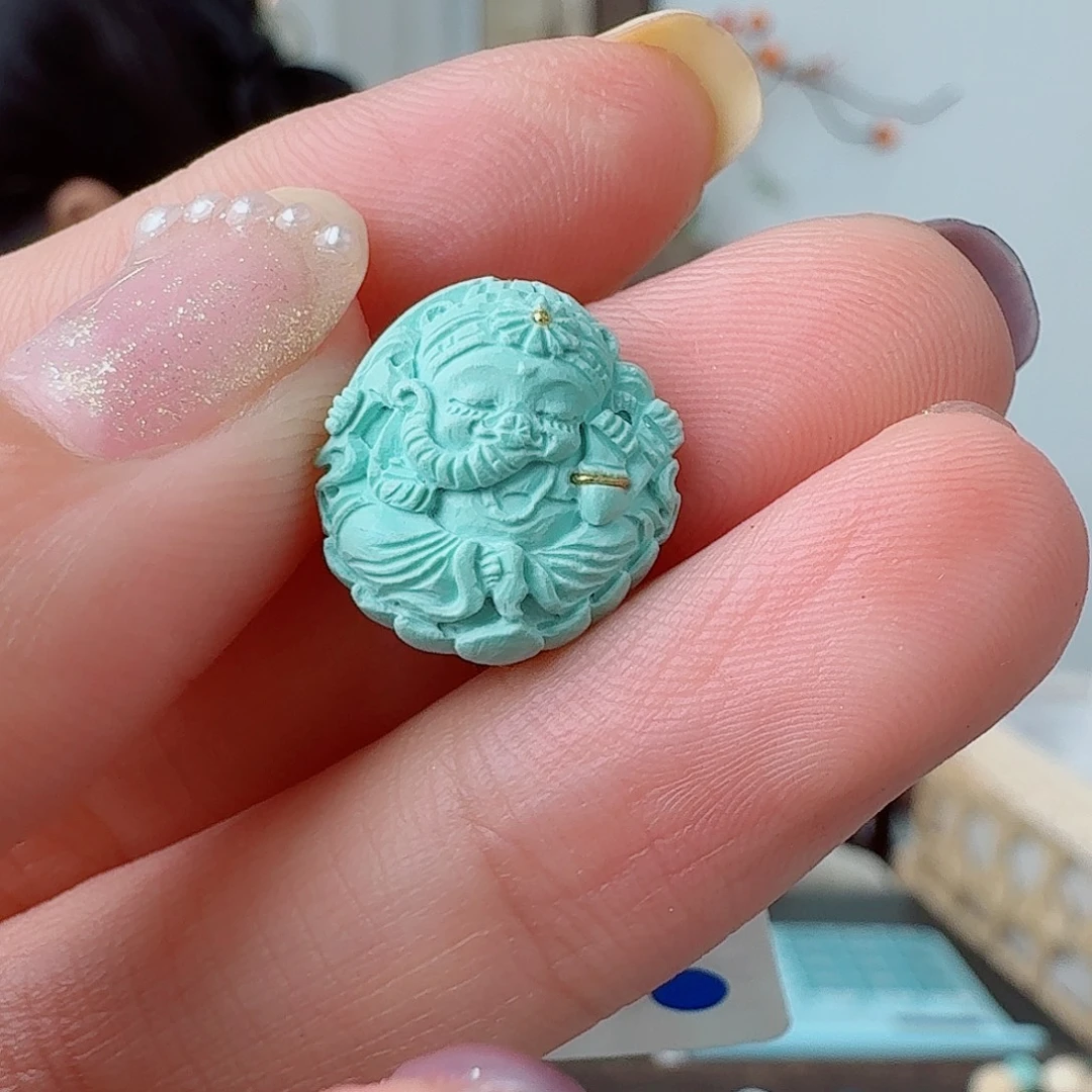 绿松石未镶嵌珠宝奇石