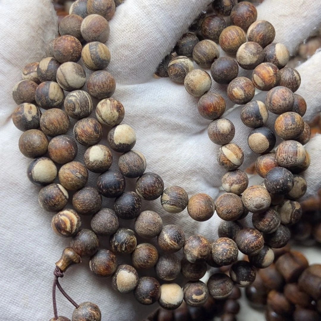 贡木福利0.8黑油妖花多圈