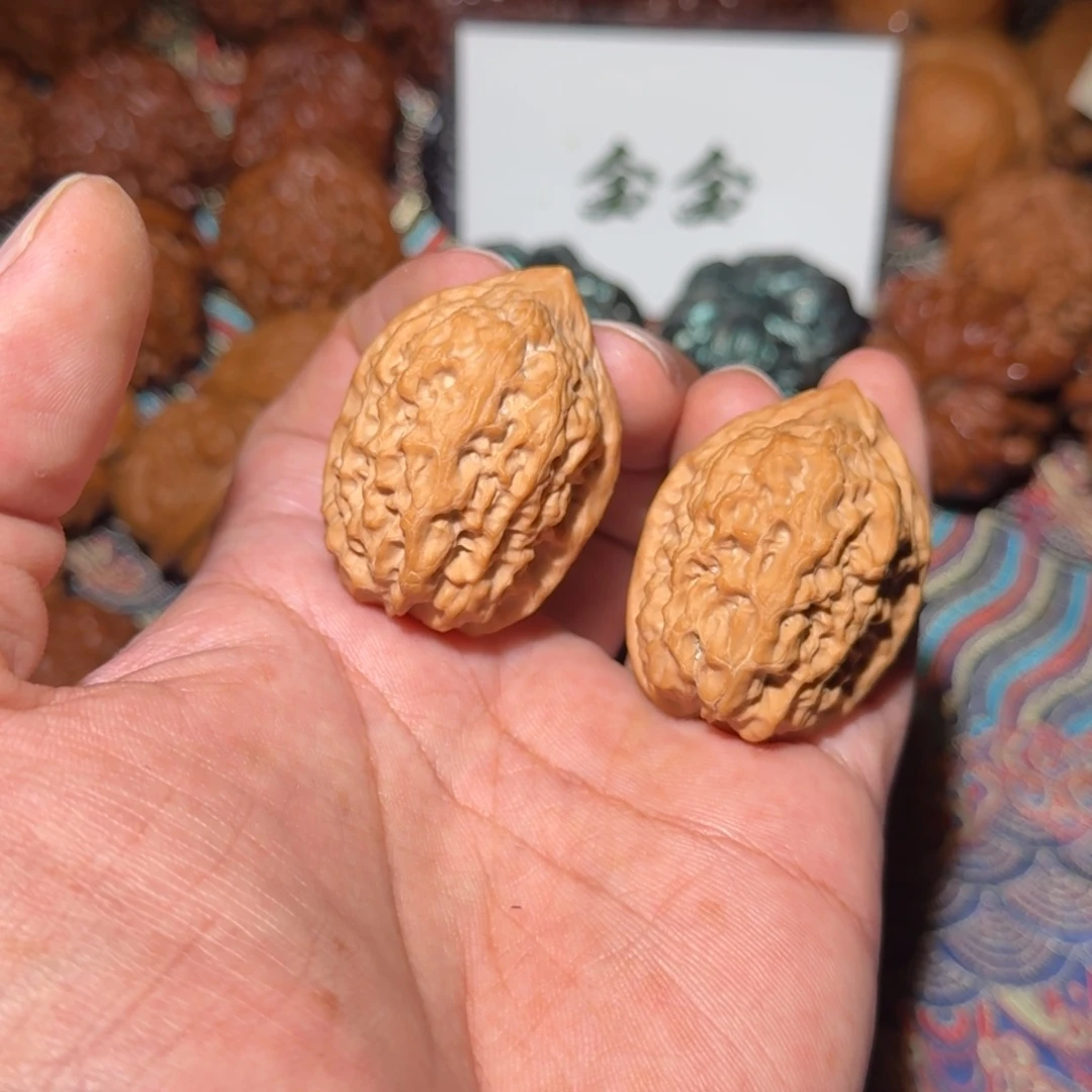 文玩核桃把件2203沈鸡，尺寸31