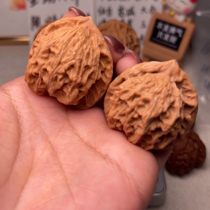 文玩核桃吊坠盘山公子帽