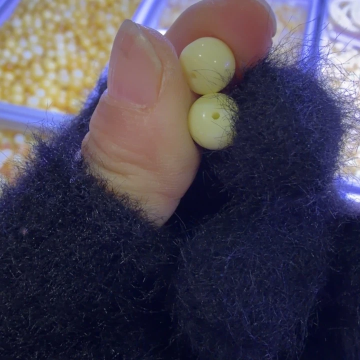 ****莹琥珀未镶嵌手链老型一对