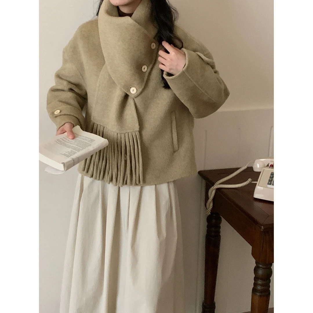 2025秋冬新款流苏围巾V领可脱卸双面羊绒大衣女宽松短款毛呢外套