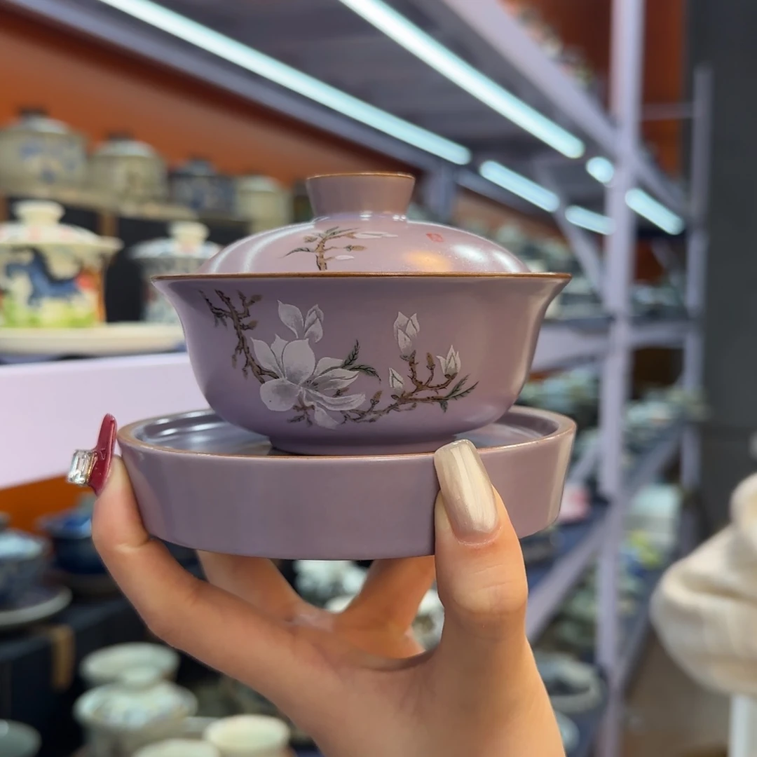 我在外面吃饭呢你在哪