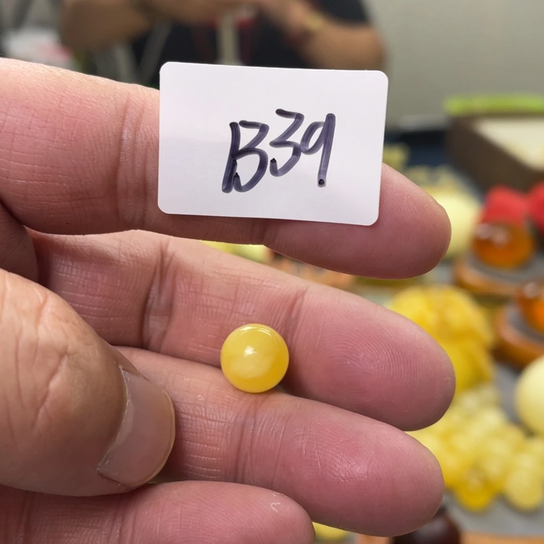 手链琥珀未镶嵌多样性发，发其中一件