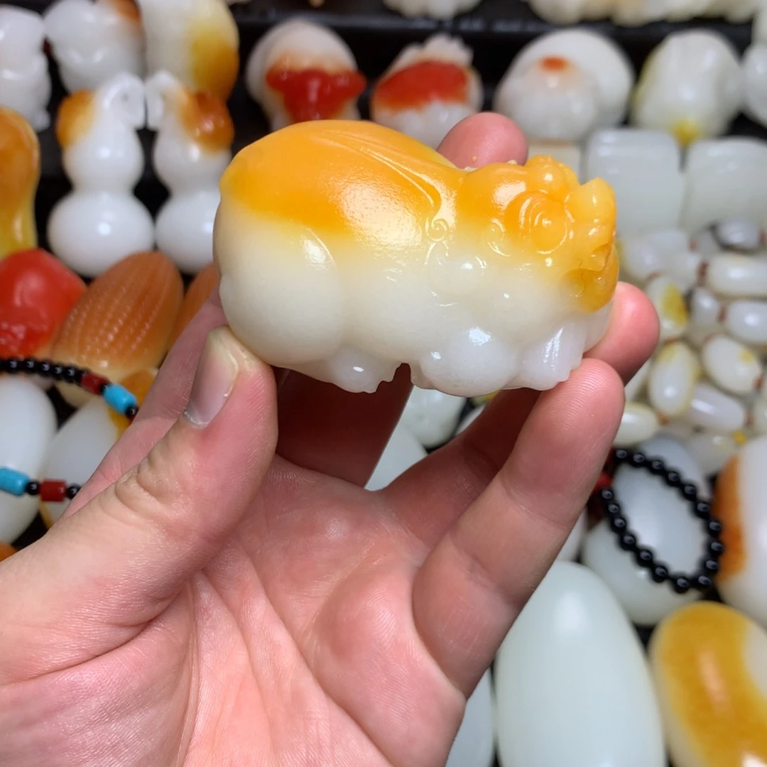 新疆戈壁石五彩石