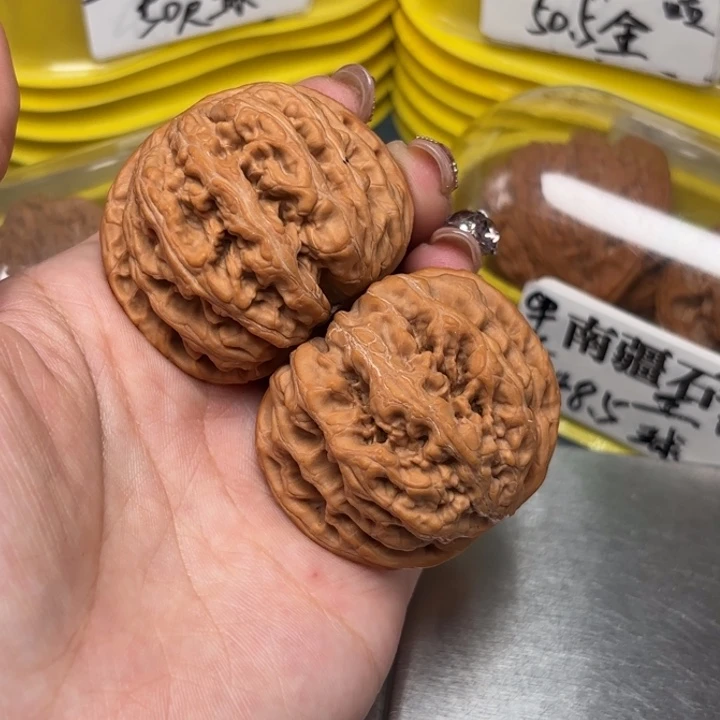 文玩核桃吊坠47-16001-02