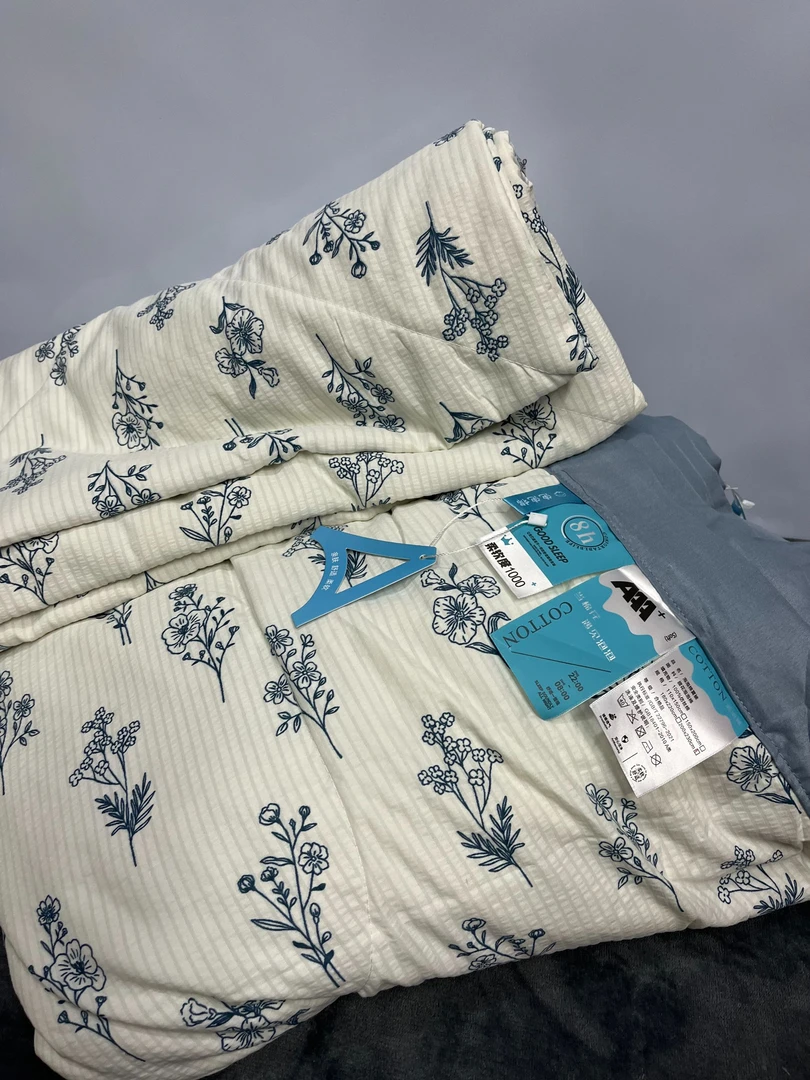 青花瓷蓝色小碎花夏被200*230cm双人夏凉被可机洗2.6-3斤