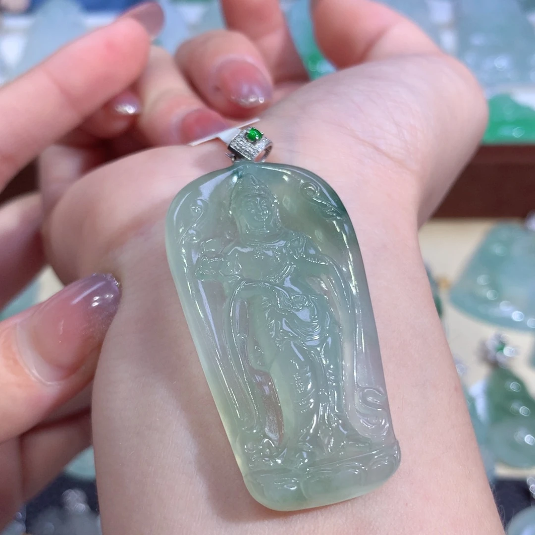 吊坠(不含链)18K金镶嵌翡翠观音