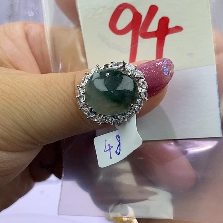 未镶嵌戒指翡翠缅甸