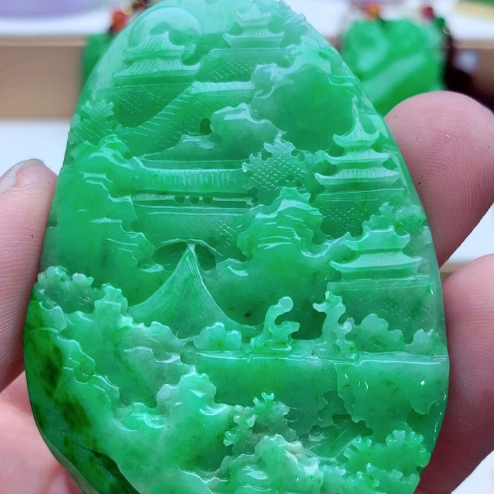 翡翠未镶嵌吊坠(不含链)