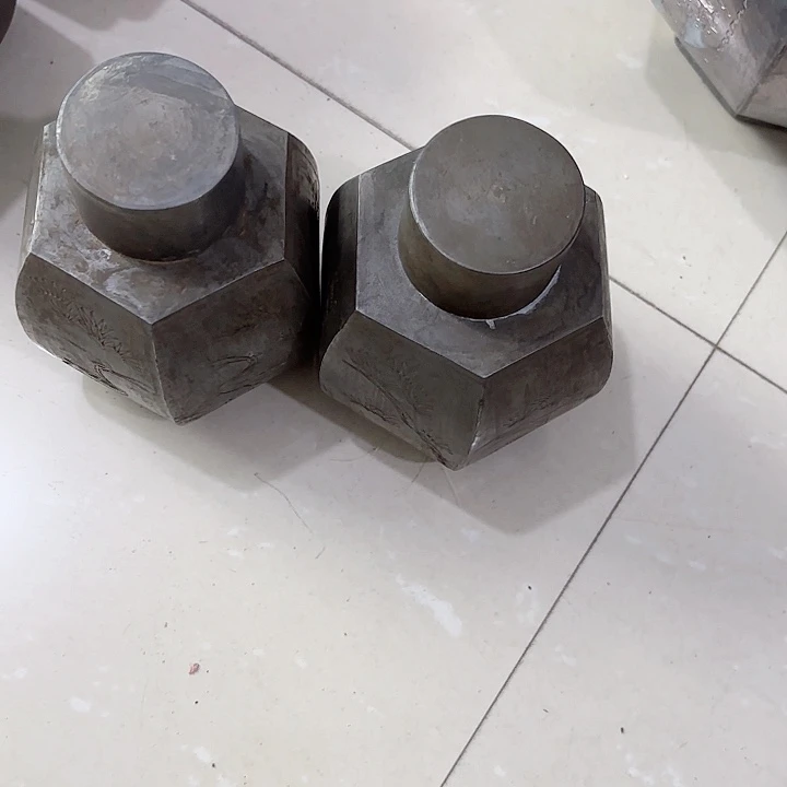 藕***哥民俗老物件杂项一对